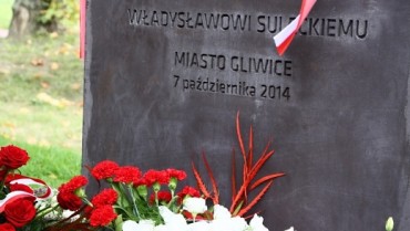 Uroczystości odsłonięcia tablicy pamiątkowej Władysława Suleckiego