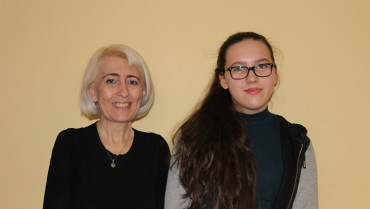 MAGDALENA WÓJCIK (3b) W FINAŁACH KONKURSU KURATORYJNEGO Z CHEMII