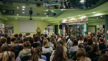 WYCIECZKA KLAS IB I IC DO FUNDACJI ROZWOJU KARDIOCHIRURGII im. prof. ZBIGNIEWA RELIGI W ZABRZU