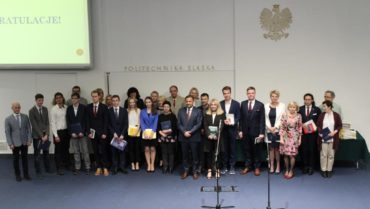 POŻEGNANIE UCZNIÓW KLAS III LICEUM