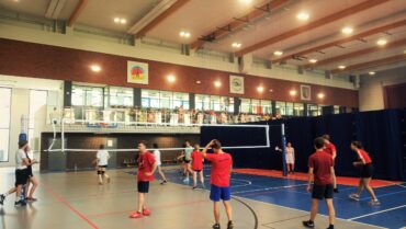Dni Sportu rozpoczęte – relacja z rozgrywek piłki siatkowej, rozegranych po raz pierwszy w NOWEJ HALI w dniu 21.06.2021 r.