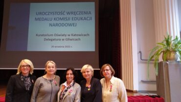 Uroczystość wręczenia medali Komisji Edukacji Narodowej dla naszych nauczycieli